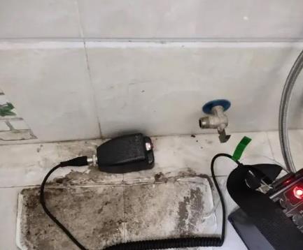 陇西屋顶漏水维修公司分享下卫生间漏水的危害及解决方法